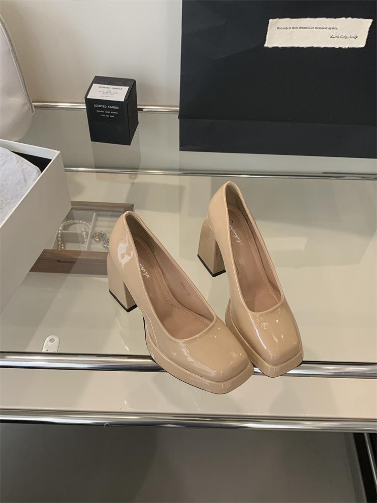 

Богатые и богатые, квадратный носок, водонепроницаемая платформа, толстый каблук, туфли-лодочки, 2025 новый, с мелким вырезом, элегантная модная одинарная обувь, женская обувь 39 телесный