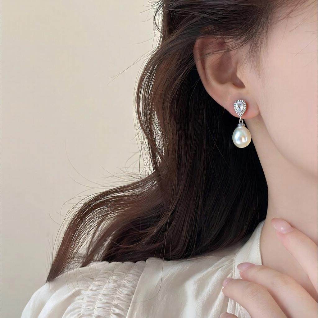 New Round Earrings for Women, Simple Water Droplet Zircon Earrings