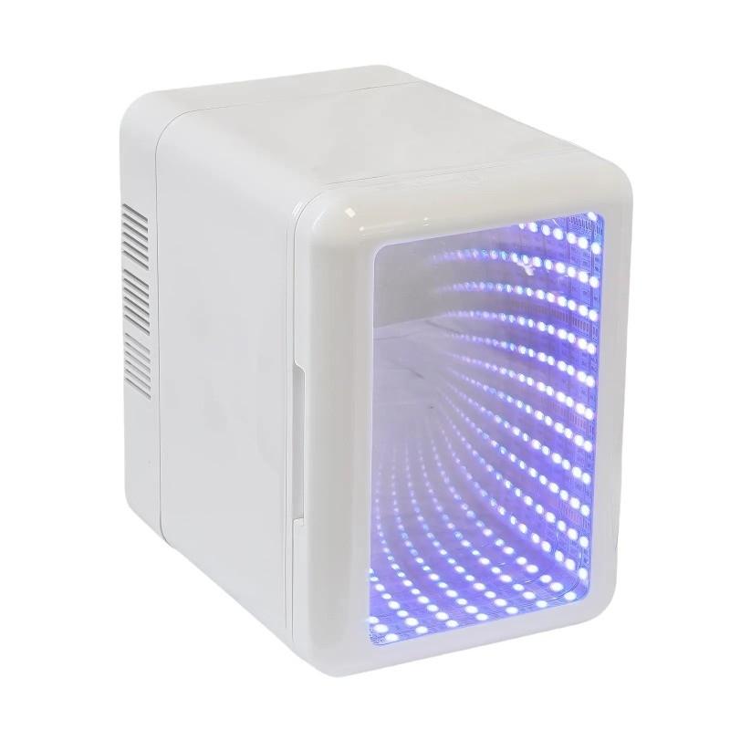 Frigider Mic de Frumusețe 4 Litri/6 Doze Lumină LED Dimmabilă Frigider AC/DC Utilizare Mașină Acasă Mini Congelator Portabil