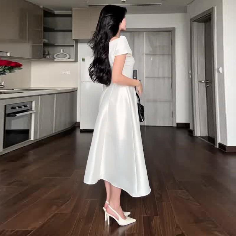 Elegant White Square Neck Waist-Cinched A-Line Maxi Dress Women 2026