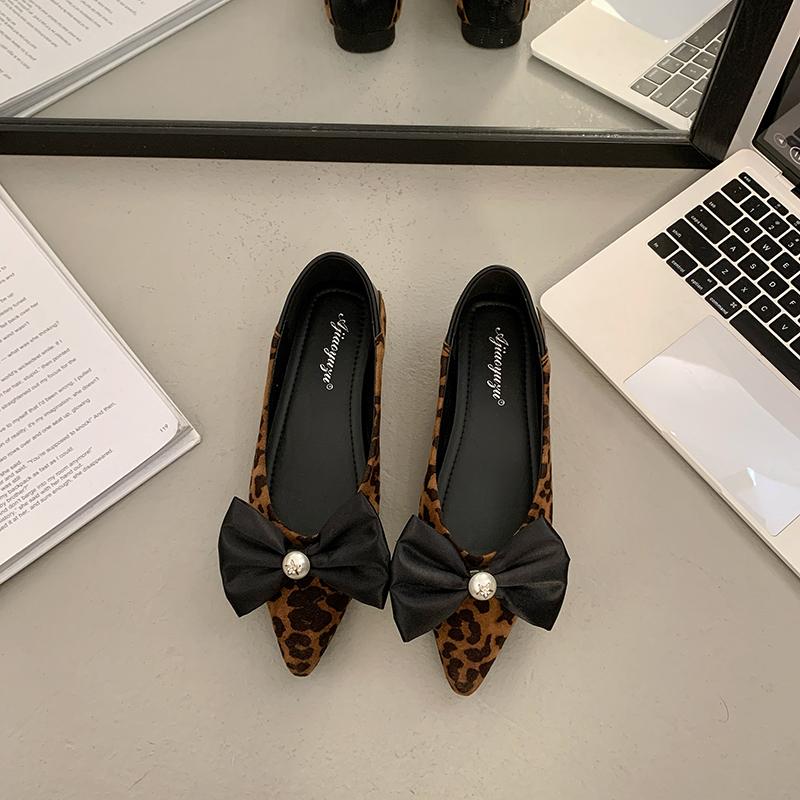 Fashion Spring New Flat Shoes Women's Fashion Pointed Head Shallow Mouth Butterfly Suede Leopard Soft Sole Non-slip Low Top Shoes