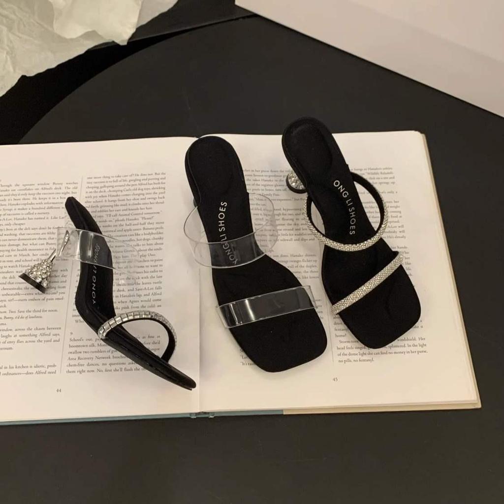 Damen 2025 Sommer Sandalen mit quadratischer Zehenpartie und Kristallabsatz - Schwarze Strass-Sandalen