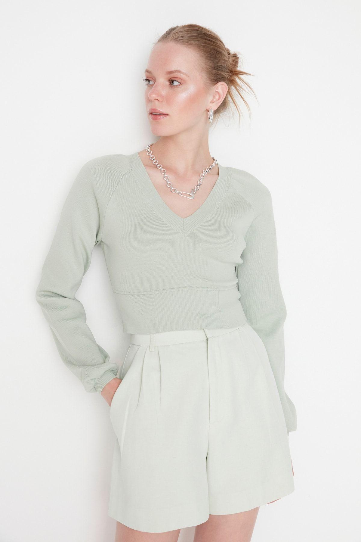 

Women s Elegance Style Sweater Mint Crop V-Neck Knitwear Sweater S