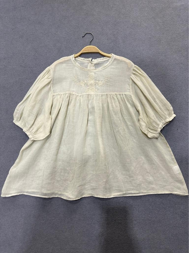 Johnature Japanische literarische bestickte Kurzarmhemd Frauen Sommer lose vielseitige Pullover Shirts