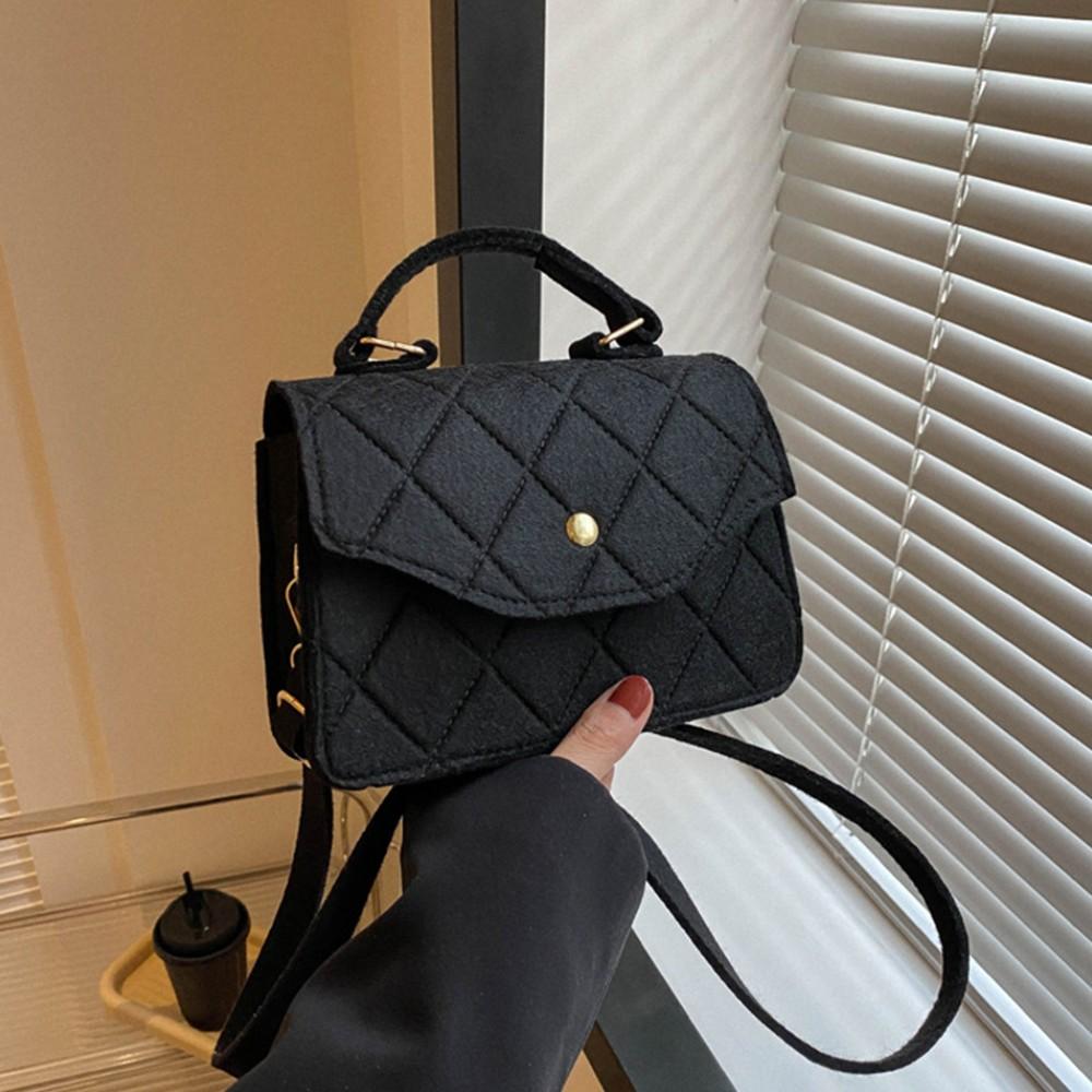 

Модна повстяна квадратна повстяна квадратна сумка Сумки через плече Жіноча невелика сумка через плече Однотонна жіноча сумочка Жіноча сумка для покупок чорний