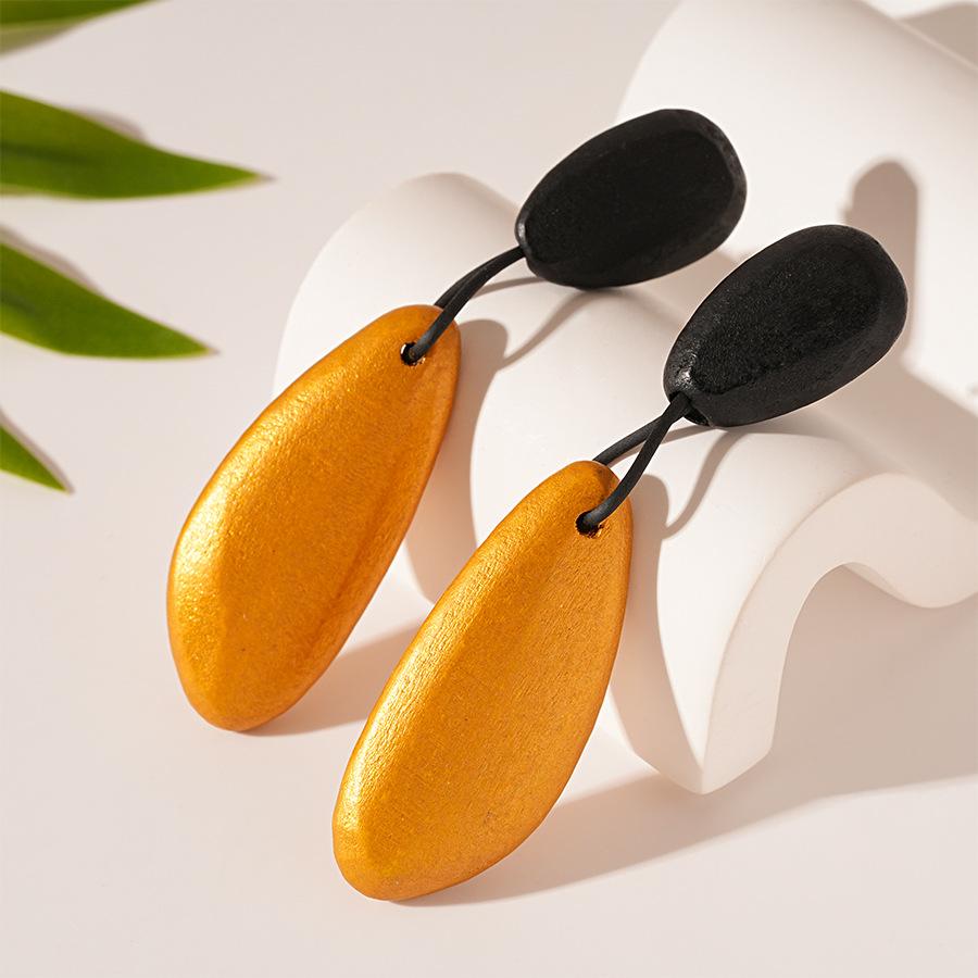 Contrasting Color Faux Wood Oval Water Drop Earrings For Women, Retro Fashion European and American Simple High-end Temperament Earrings