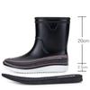 Hochwertige Herren Regenstiefel Mid-Calf Wasserdichte Arbeitsstiefel Frühling Herbst Angelstiefel Herren Halten Sie warm Winter Regenschuhe Botas Hombre