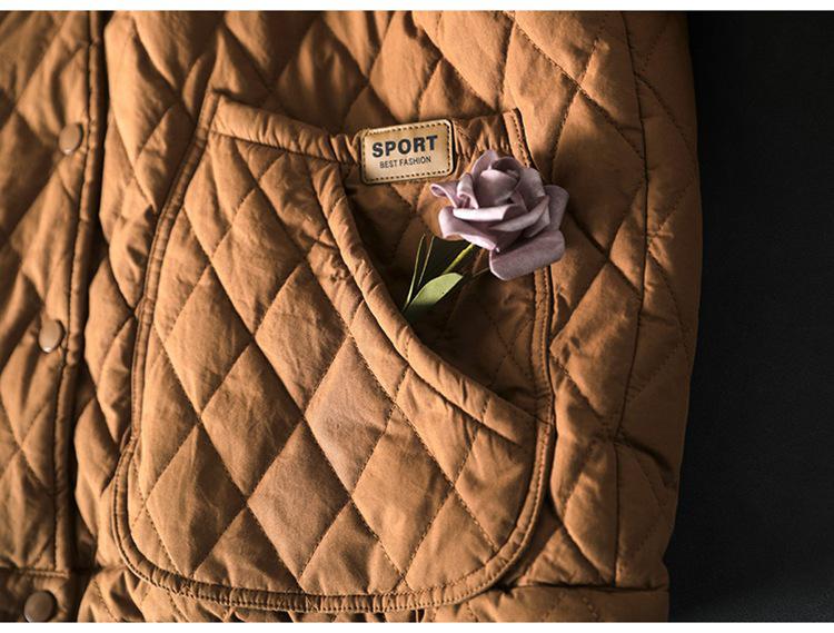 Damen Übergröße Kapuzen Steppjacke aus Baumwolle mit großen Taschen - Lässiger lockerer Schnitt, Dick gefütterte Oberbekleidung.