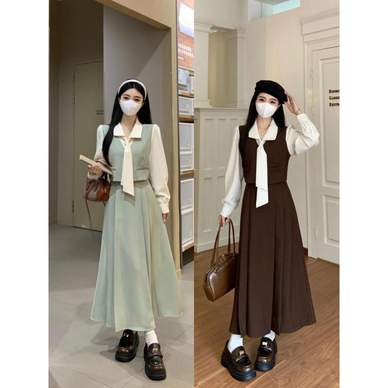 

New long-sleeved dress for children, unique and beautiful in early autumn, fake two long dresses with gentle wind temperament M