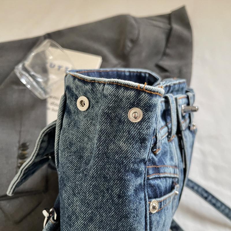 Stylish Denim Handbag Mini Backpack with Detachable Strap and Front Pockets for Casual Wear