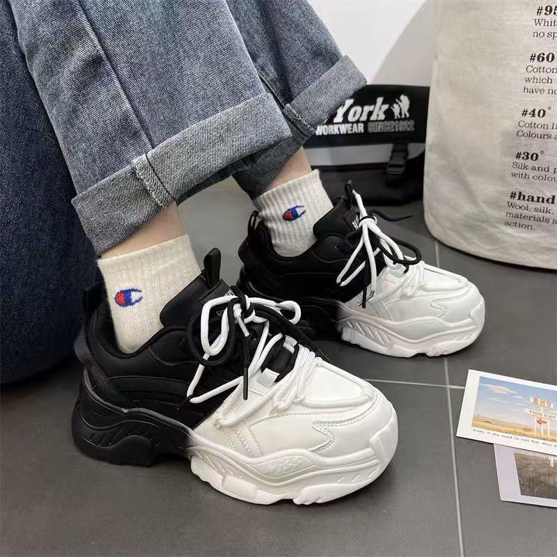 

Chic Gradient Black & White Dad Sneakers: Lightweight, Height-Boosting, Versatile Fashion Footwear 44