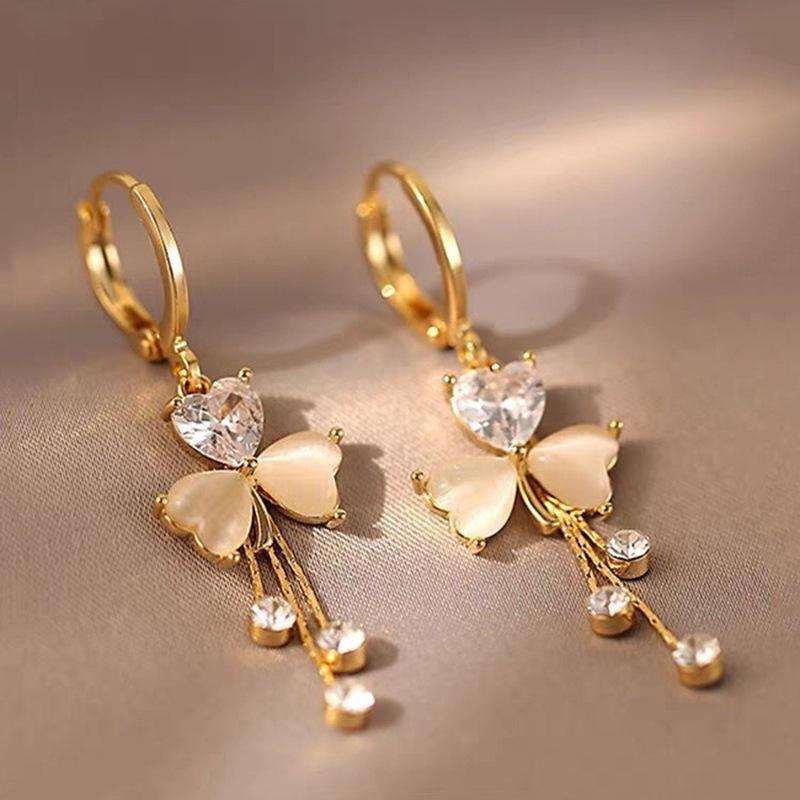 

New Korean Fashion Clover Crystal Love Heart Dangle Earrings for Women Luxury Opal Tassel Pendant Earring Jewelry Party Gifts