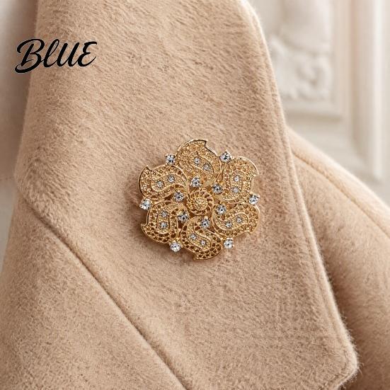 Women Outfit Accessories Retro Rhinstone Flower Brooch for Women Golden Plated Alloy Floral Elegant Lapel Pin Pin Clothing Jewelry Wedding