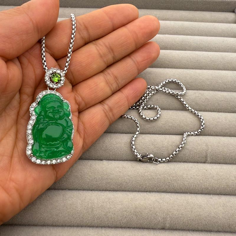 Elegant Women's High-Quality Imitation Chalcedony Pendant Necklace - Jade Green Ping'an Pai, High Ice Jade Inlaid Design