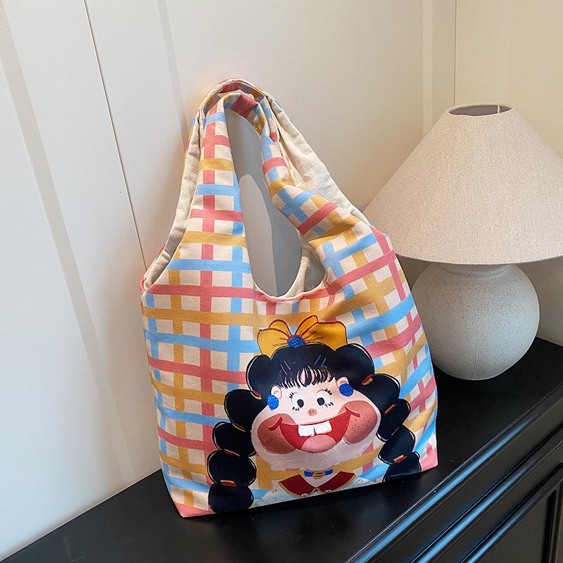 Hand-Painted Cartoon Shoulder Bag: Eco-Friendly Large Capacity for Women & Students