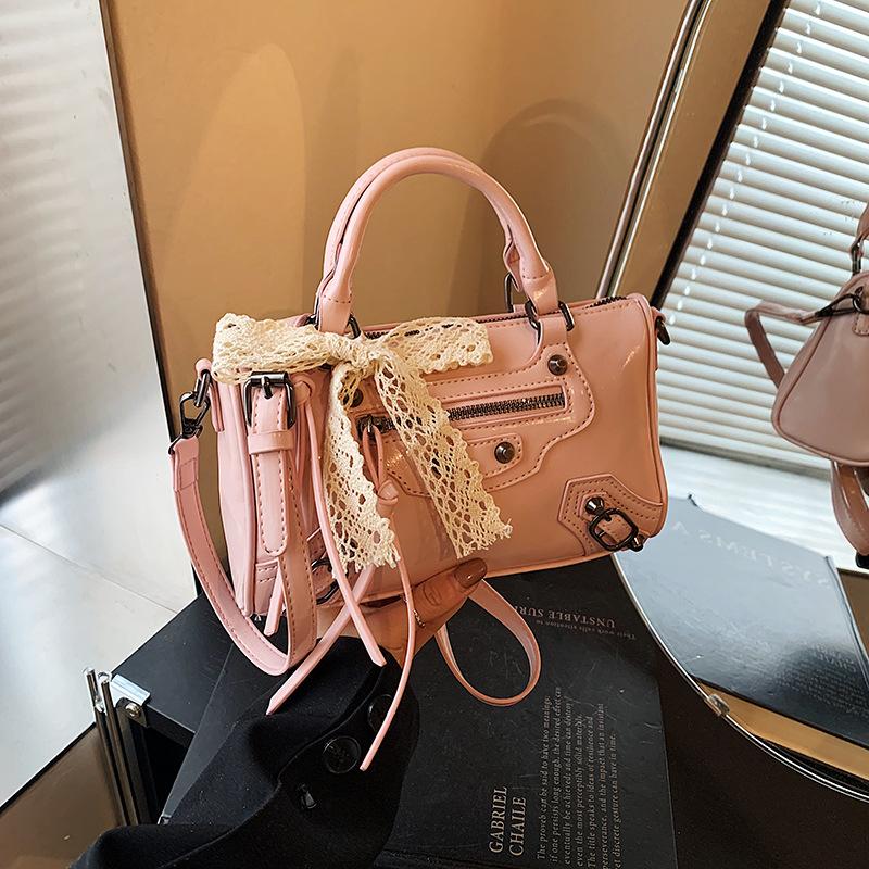 2025 summer new rivet small square bag fashion locomotive style shoulder bag texture cute messenger bag bag woman