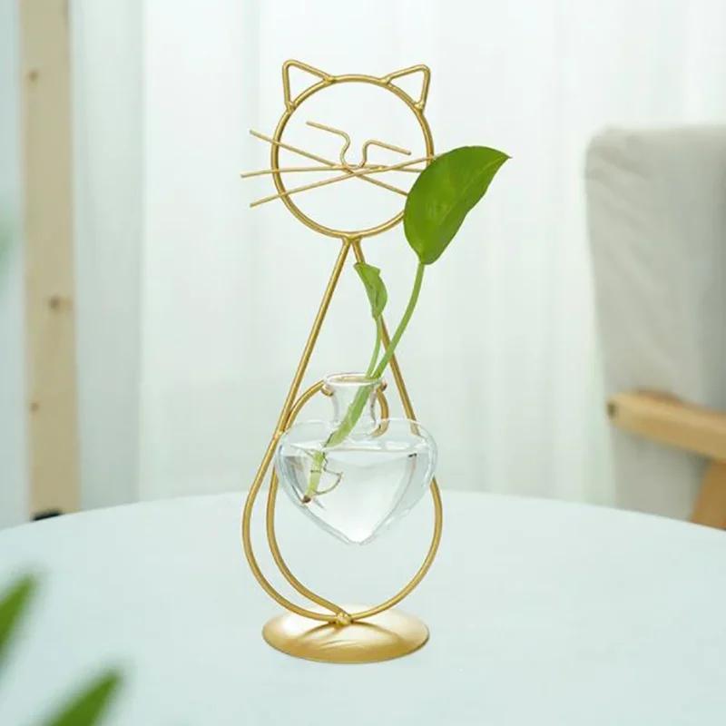 Cat Shape Hand Welded Vases High Temperature Baking Paint Hydroponic Glass Heart Vase With Metal Holder