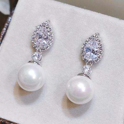 Water Drop-Shaped Earrings, Versatile Temperament Imitation Pearl Earrings For Women, Light Luxury Short Earrings.