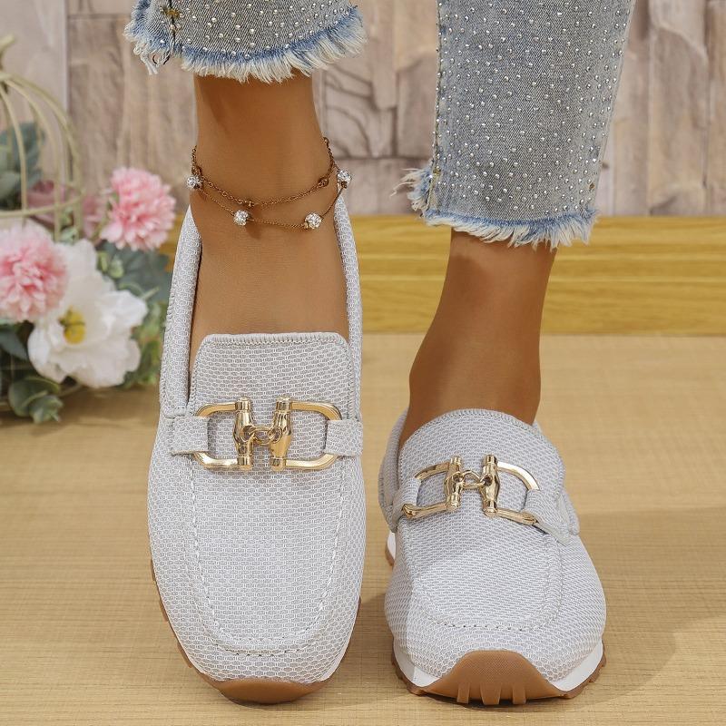 Women's Spring New Round Head Metal Buckle Comfortable Foot Shoes Women's Shoes