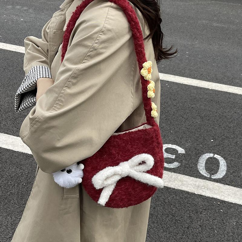 Girl Cute Little Satchel Bow Cartoon Fashion Korean Version Women's Mobile Phone Bag Felt Christmas Japanese Messenger Bag