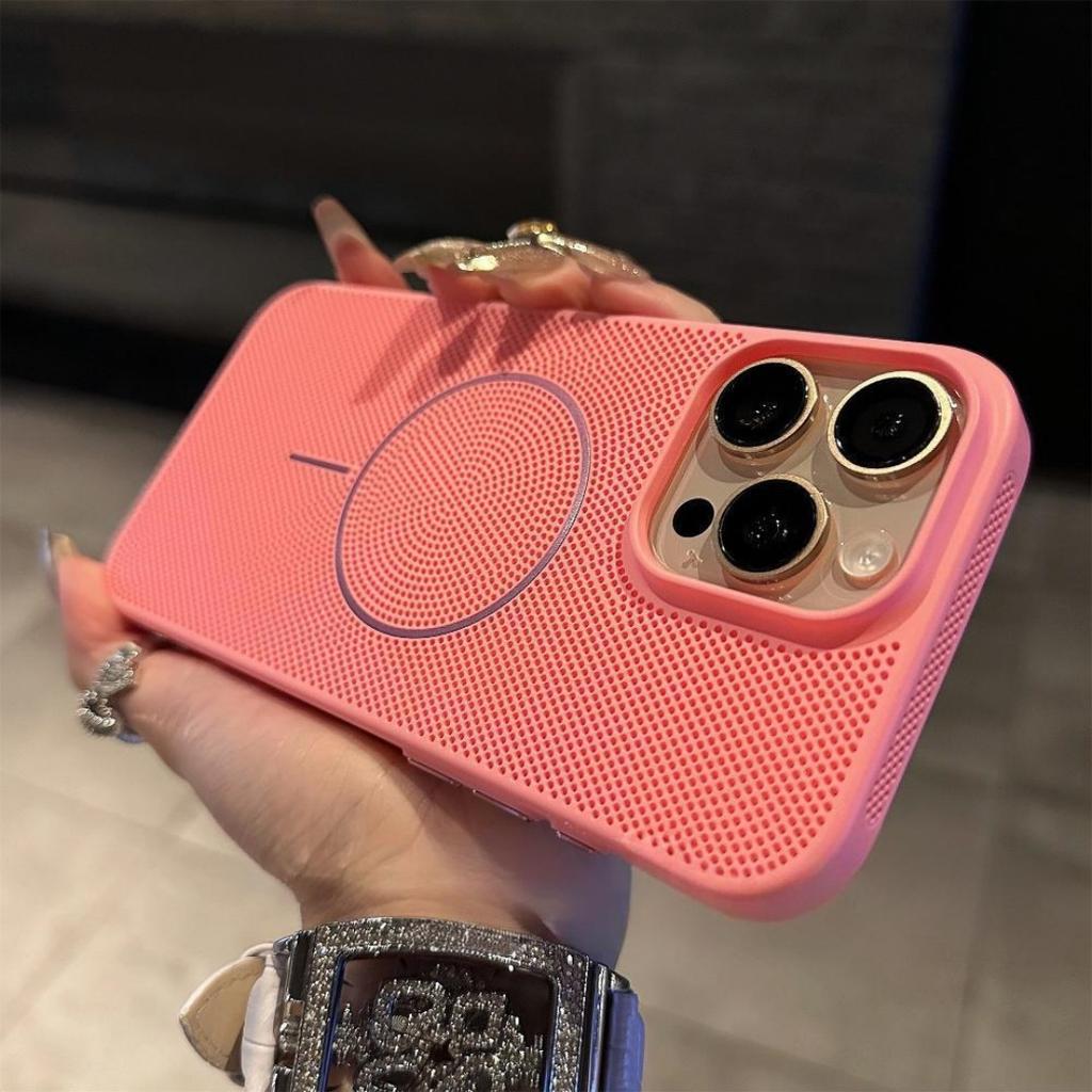 Applicable to iPhone11PRO mesh heat dissipation magnetic suction mobile phone case Apple 11 breathable skin matte PC hard case i11