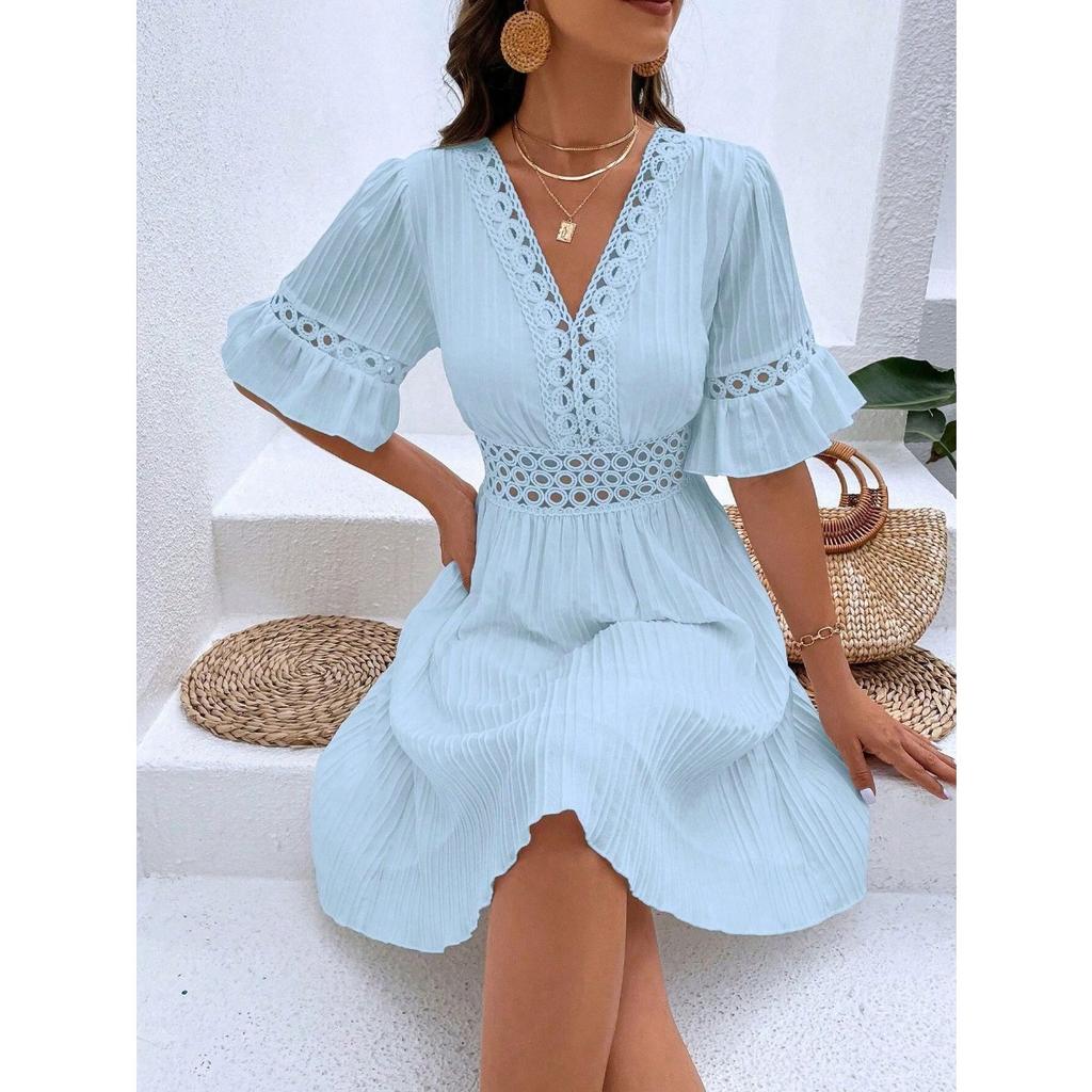Women's New Summer Splicing Lace Fashion V-neck Waist Solid Color Dresses