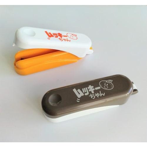 Mukky-chan 2-piece set (brown & orange)