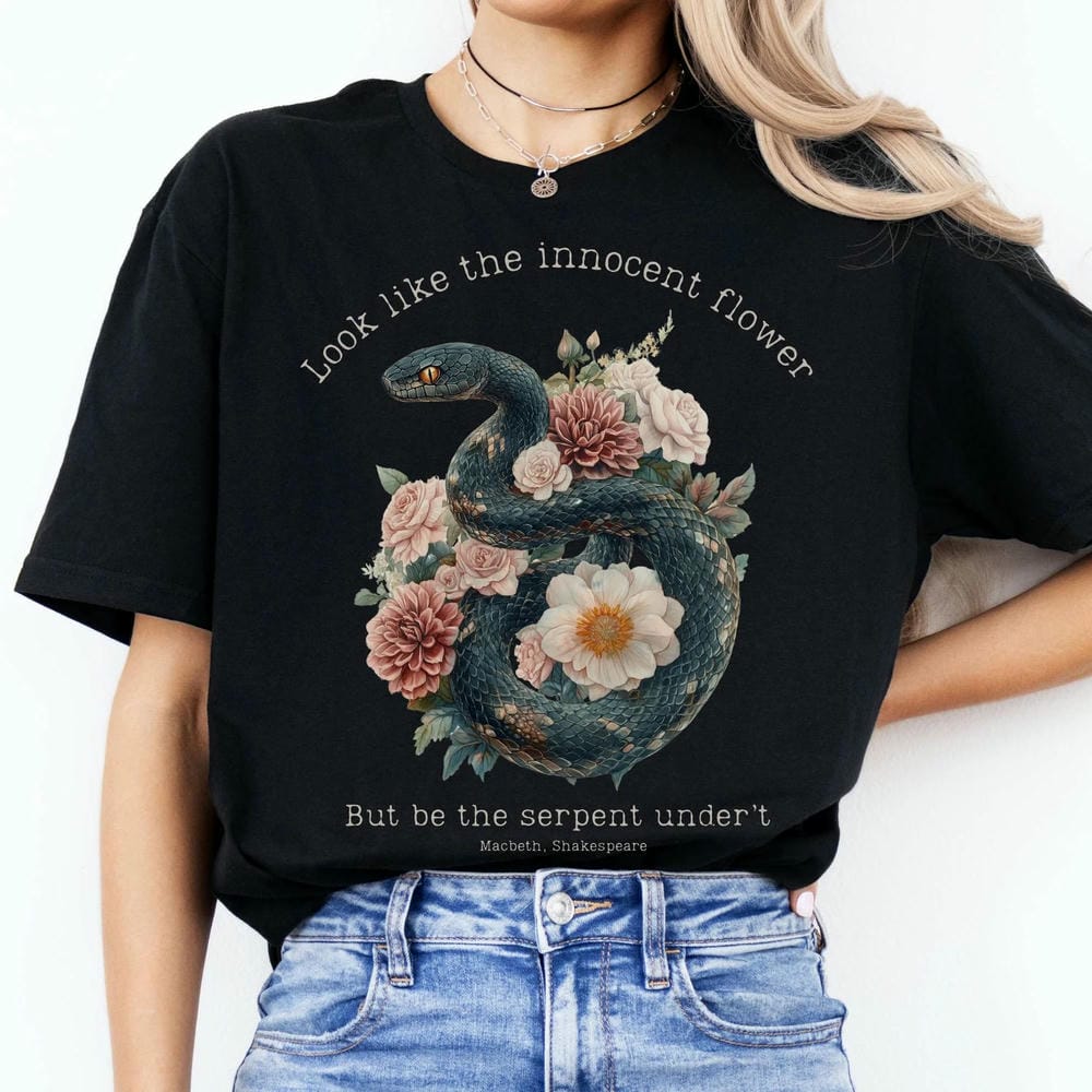 Vintage Look Wie die Unschuldige Blume Aber Sei die Schlange Unter Shakespeare Komfort Unisex T-Shirt Fantasy Lustiges Shirt Streetwear