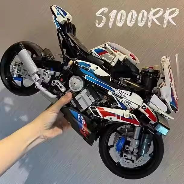 BMW Motorcycle M1000RR Building Blocks Model, Educational Assembly Toy for Boys & Adults, High Difficulty