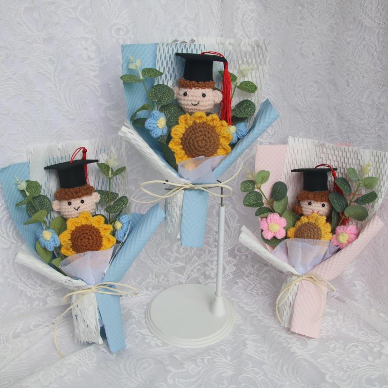 Handmade Yarn Flower Knit Doll Sunflower Bouquet - Creative Graduation Gift for Boys and Girls' Birthdays