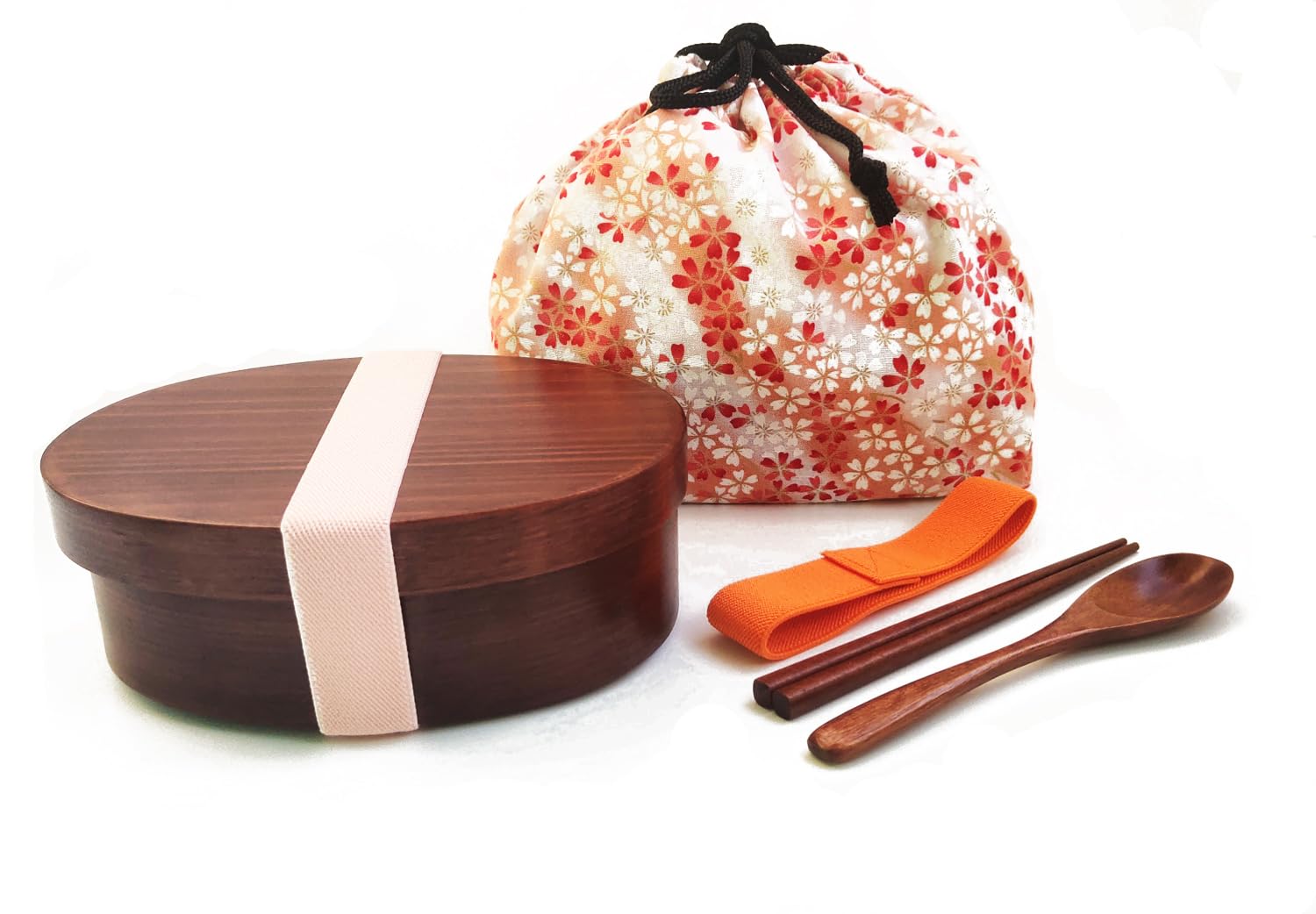 

KXLCGYK Lightweight Bento Box, 700ml Capacity, Oval, Single Tier, with Cherry Blossom Drawstring Bag, Wooden Spoon and Chopsticks, Natural Lacquer