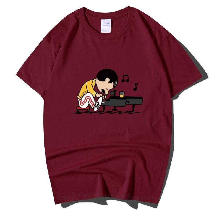 Queen's Band Freddie Mercury Plays the Piano In a Funny T-shirt. Summer Men's Hip-hop Rock Trendsetter with Short Sleeves