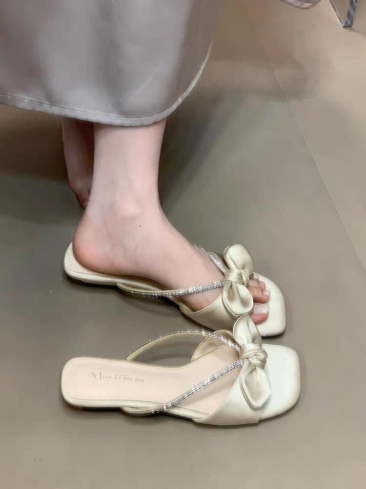 2025 summer new cool slippers women wear French bow rhinestones with sweet fairy style square head