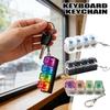 Tastiera Fidget a 4 Tasti con Portachiavi a Luce RGB Sollievo dallo Stress Clicker Sensazione Meccanica Giocattolo Portatile Fidget Keycap