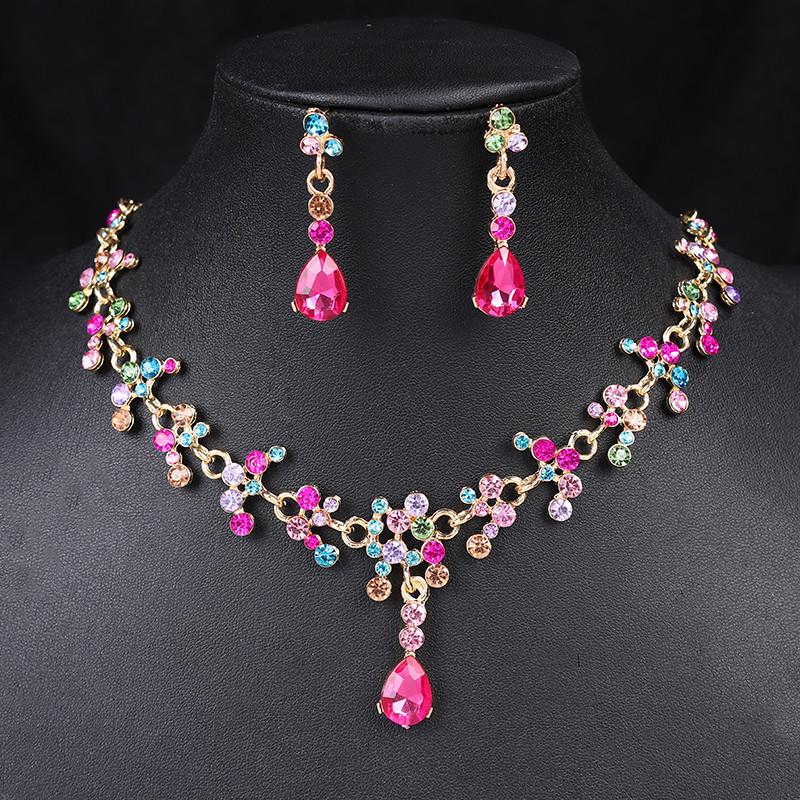 Elegant Bridal Jewelry Set: Crystal Earrings & Necklace for Weddings