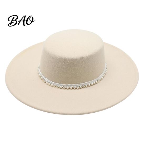 Retro Hepburn Style Cloche Wide Brim Wool Felt Hat for Women, Vintage Flat Top Fedora Fashionable Decorative with Faux Pearl Trim, Elegant Winter Cap