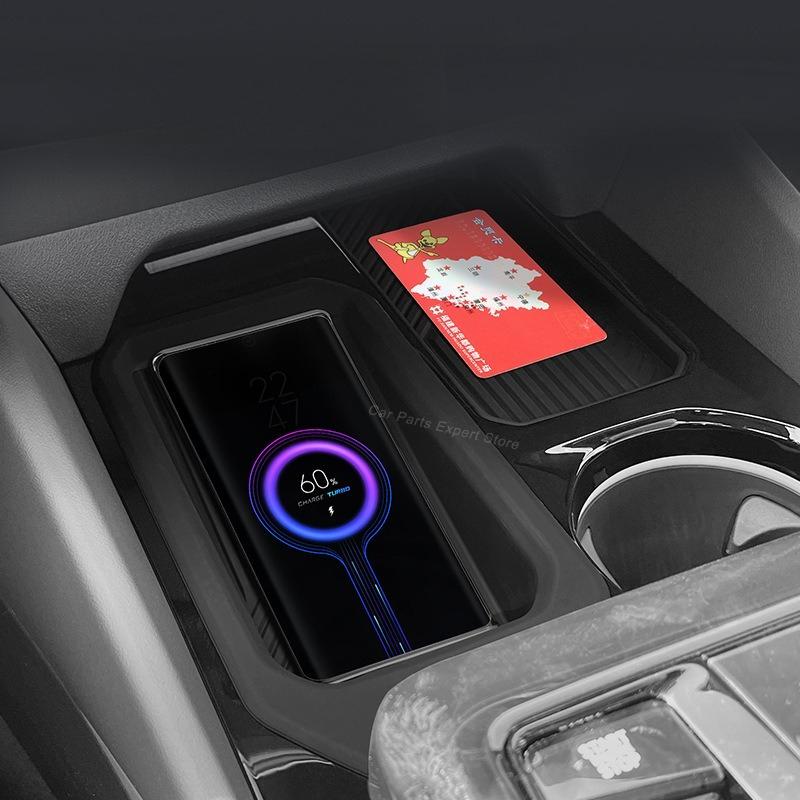 For BMW 5 Series 2024-2025 Silicone Wireless Charging Pad Anti-Slip Car Center Console Protector Mat Cover Interior Accessories