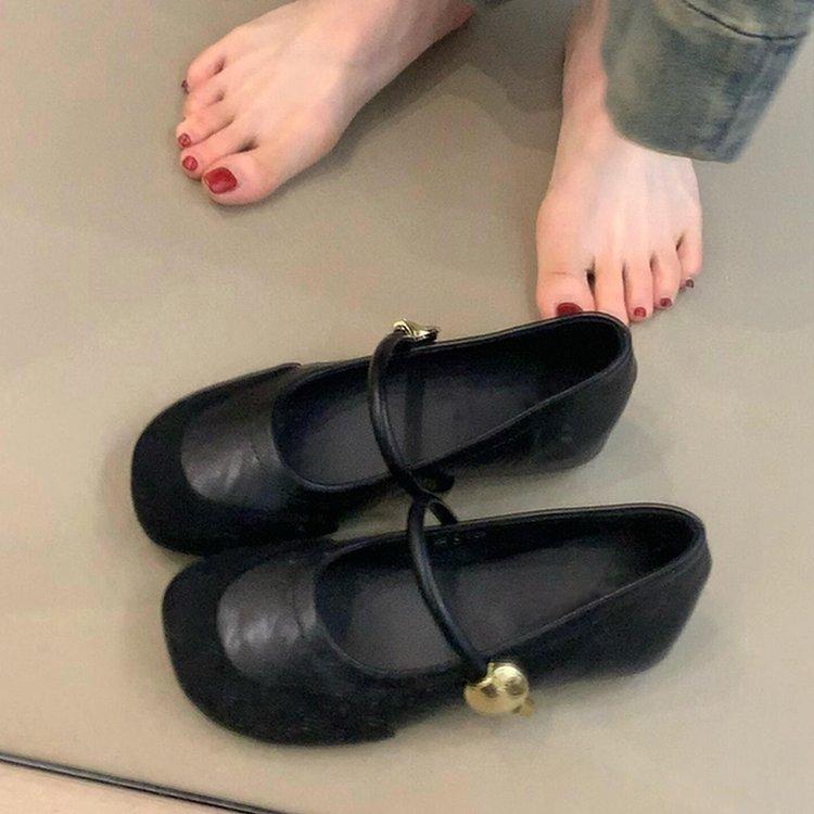 Soft leather version! French retro splicing Mary Jane shoes women's spring and autumn new one-word single shoes with shallow mouth inner height incr