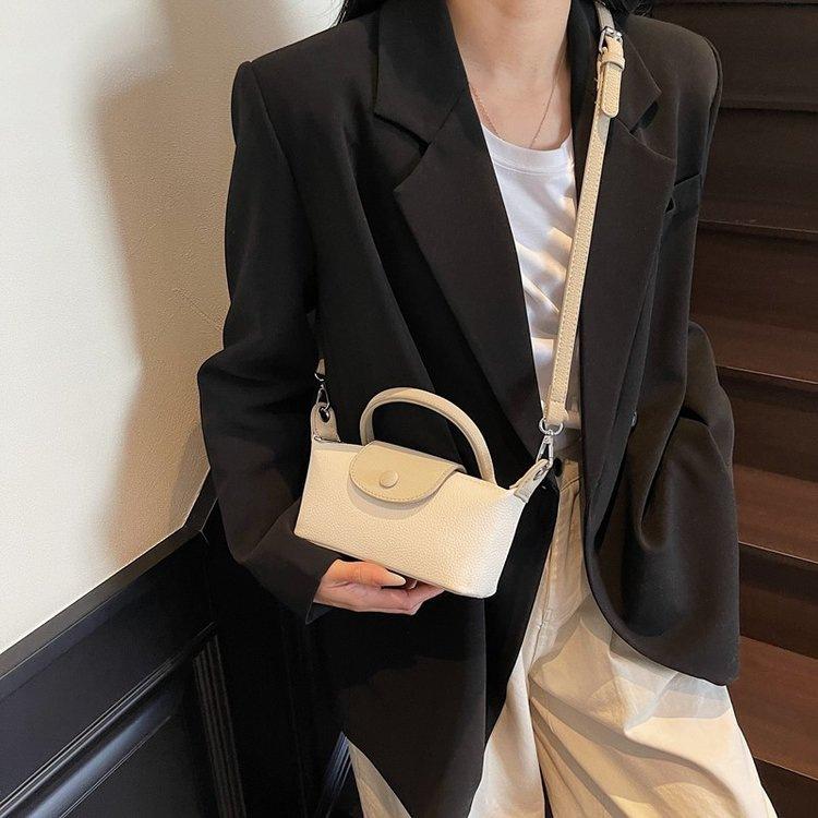 

Премиальная текстура ретро сумочка 2025 сумки Xinlong Xiang популярная популярная сумка-пельмень универсальная на плечо сумка-мессенджер хаки