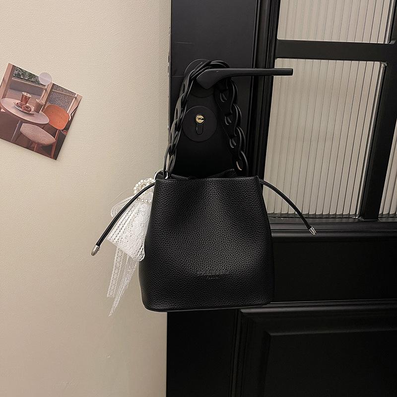 Spring new fashionable versatile solid color bucket bag portable shoulder messenger women's bag