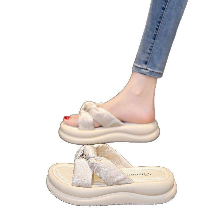 Internet celebrity cool slippers female summer wear 2025 new fairy style with skirt thick bottom soft bottom fashion slippers tide