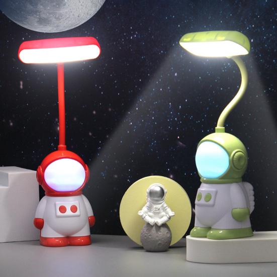 Astronauten Schreibtischlampe für Kinder Neuheit Raumfahrer LED Nachtlicht mit 7 Farben Kinderzimmer Nachttischlampe mit flexiblem Schwanenhals für Wohnzimmer Schlafzimmer