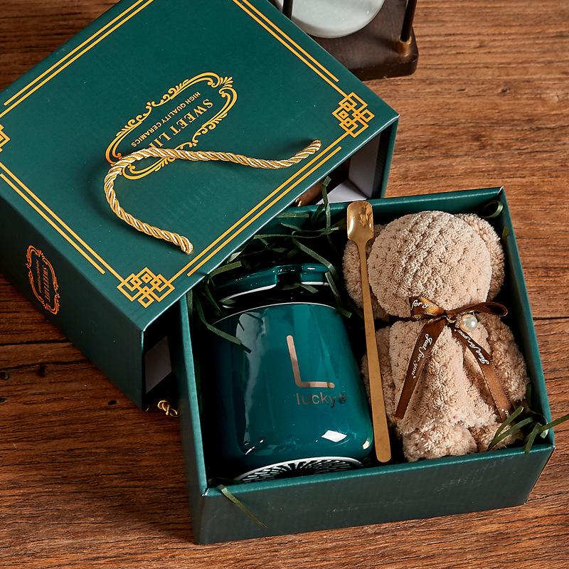 Cute cup gift set, ceramic water cup with lid and spoon, practical gift for customers, mug gift box