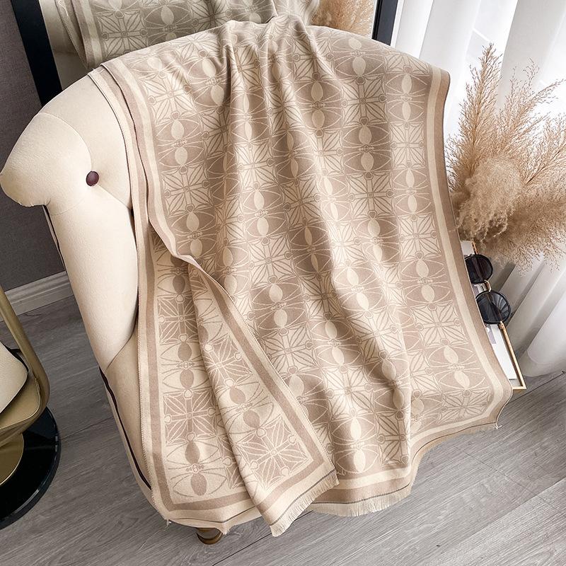 Korean Version Of Fashion Scarf Women'S Winter High-Grade Double-Sided Imitation Cashmere Thickened Warm And Cold Travel Shawl Cape
