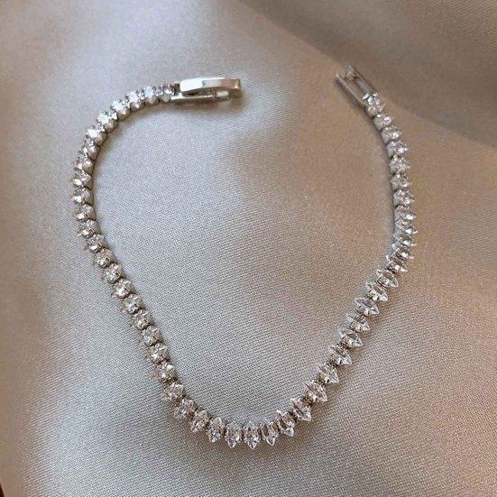 Zirconia Cubic Bracelet for Women Tear Drop Shaped Rhinestone Bracelet Wedding Bridal Jewelry for Anniversary Birthday Valentine's Day