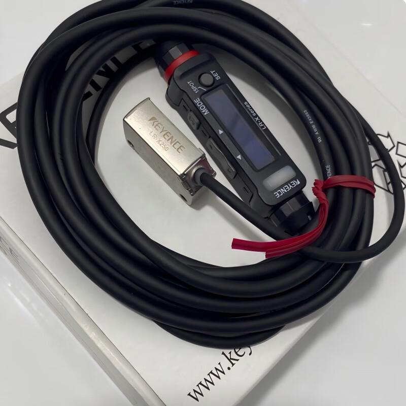 KEYENCE LR-X250 Laser Displacement Sensor (CN version)