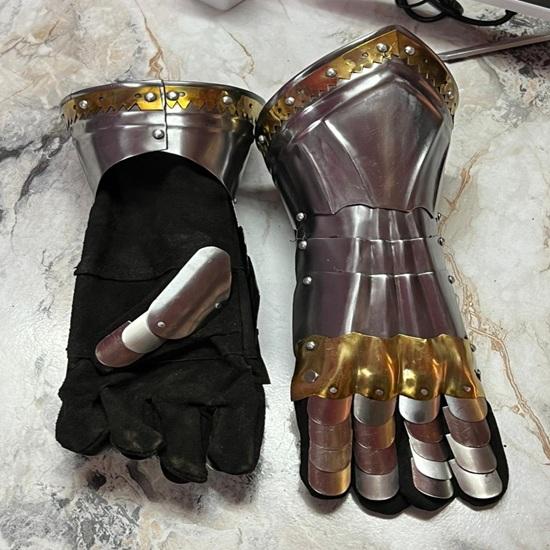 Steel Knight Gauntlet Gloves Medieval Articulated Armor Hand Protection