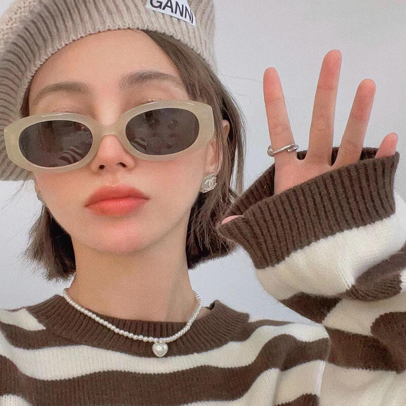 NeoRetro 58049 Ugly Sunglasses C2 Ivory