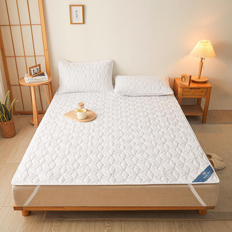 Waterproof Quilted Mattress Protector - Non-slip, Dustproof, Urine Barrier Bed Cover