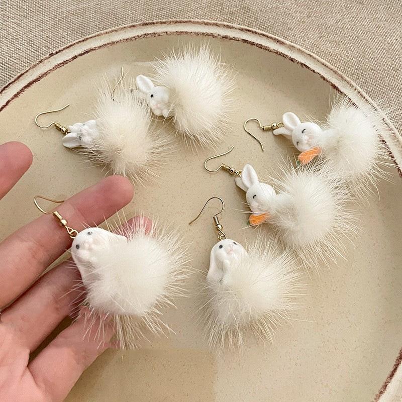 Autumn Winter Easter Earrings for Women Funny Rabbit Hare Carrot Korean Lovely Fashion Fur White Bunny Gift Jewelry Accessories